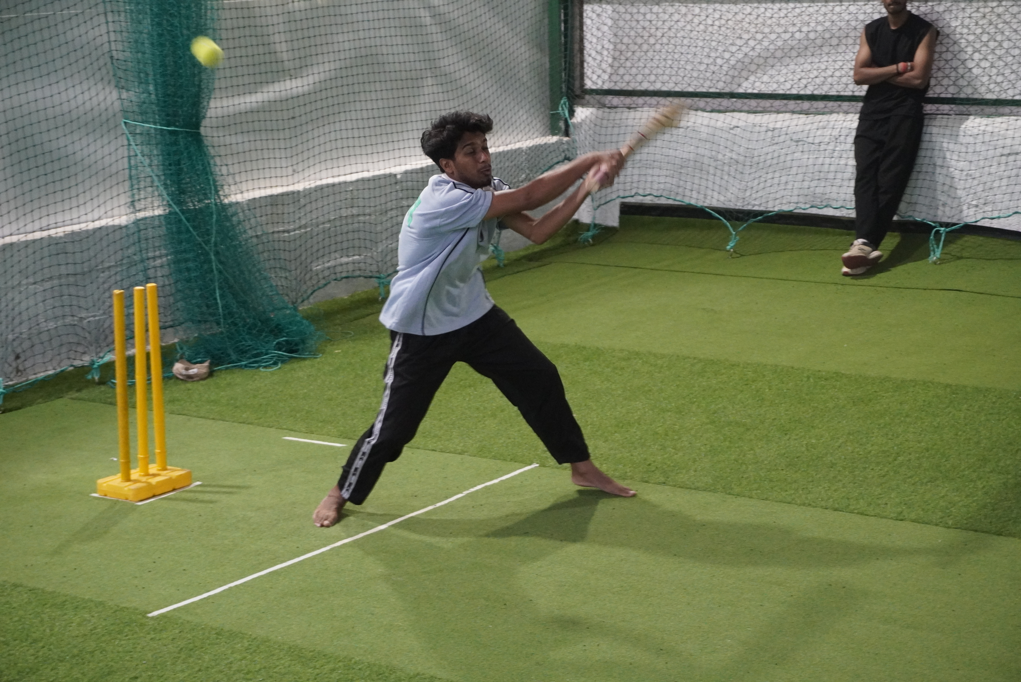 Indoor cricket photo