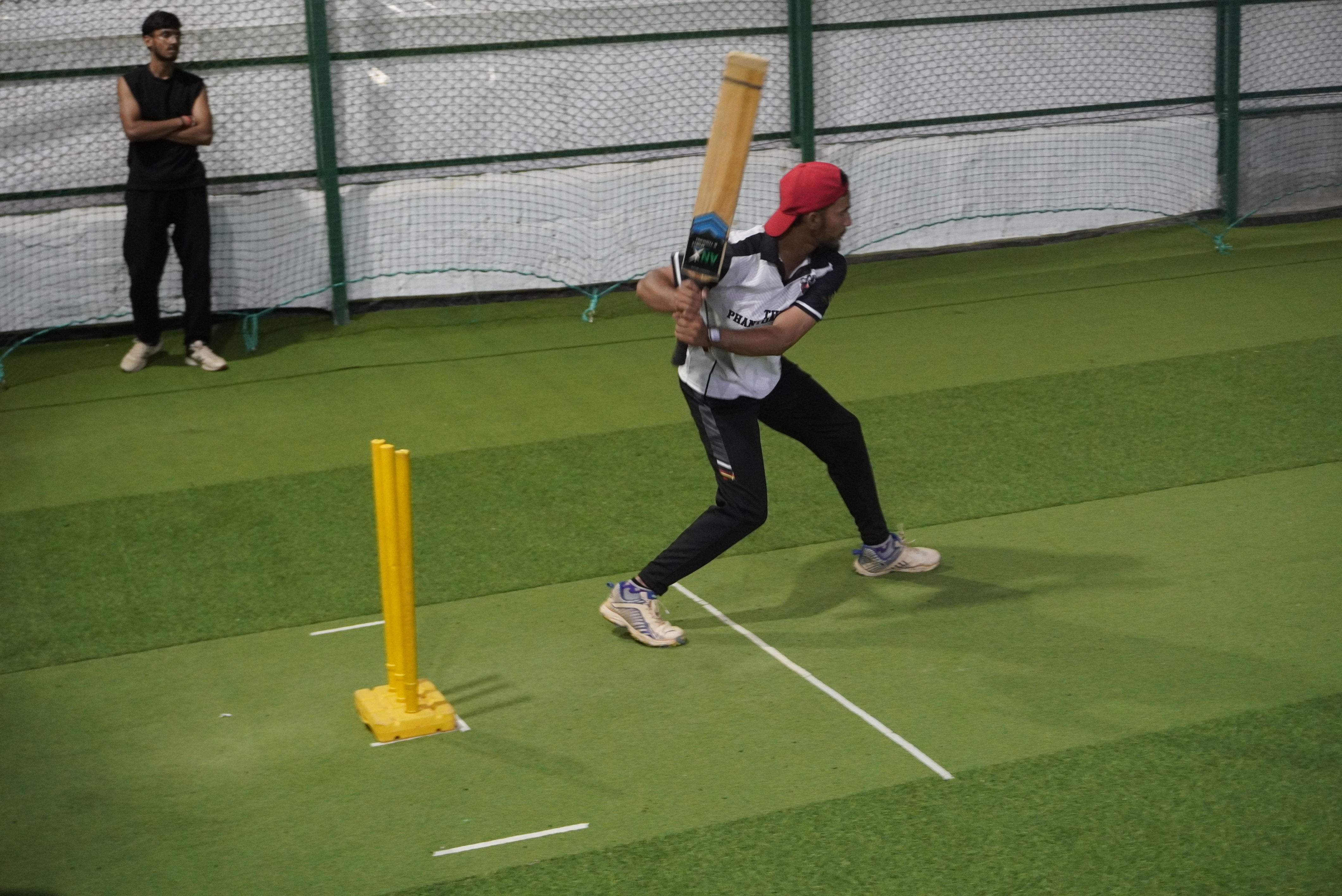Indoor cricket photo